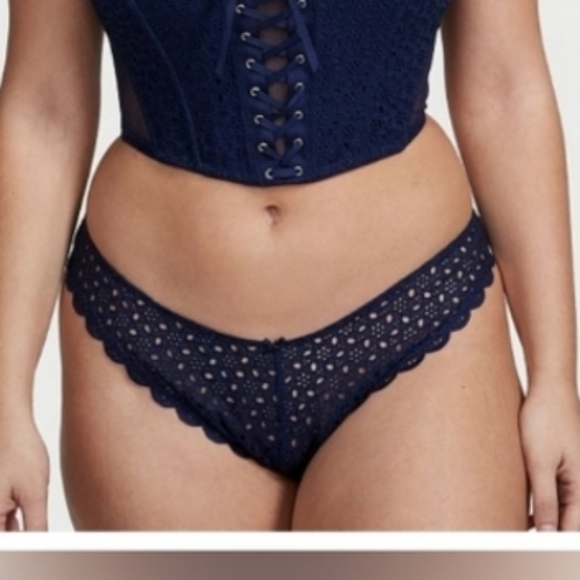 Victoria's secret dream Angel's very sexy eyelet lace Brazilian panty SMALL - Picture 2 of 8